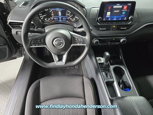 Used 2021 Nissan Altima 2.5 SV image 11