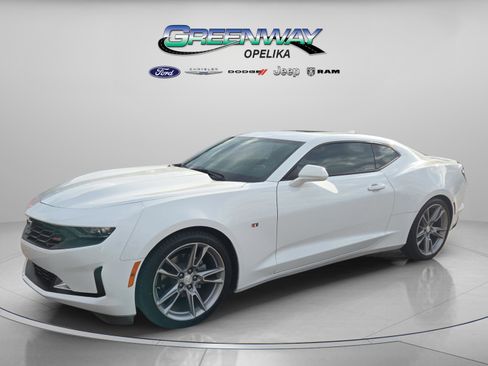 Used 2021 Chevrolet Camaro LT w/ RS Package image 3