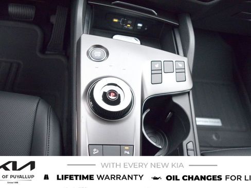 New 2026 Kia Sportage EX image 24