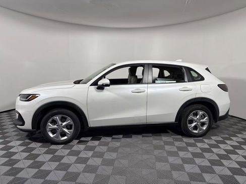 Used 2023 Honda HR-V LX image 3