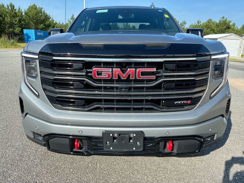Used 2025 GMC Sierra 1500 AT4 AWD/4WD image 32
