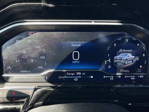 Used 2025 Chevrolet Silverado 1500 LT image 34