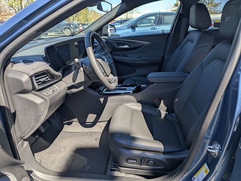 New 2026 Buick Envista Sport Touring image 10