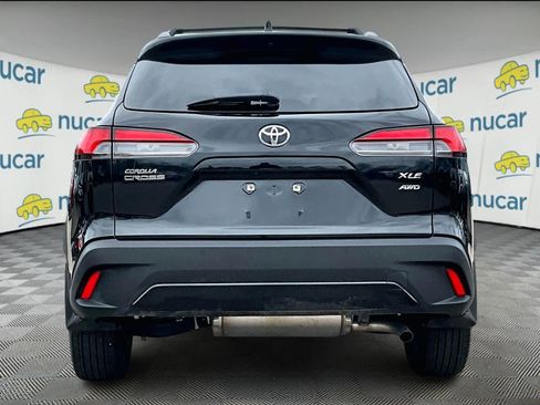 Certified 2023 Toyota Corolla Cross XLE image 5