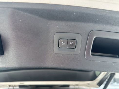 Used 2024 MAZDA CX-90 3.3 Turbo w/ Premium Package image 20