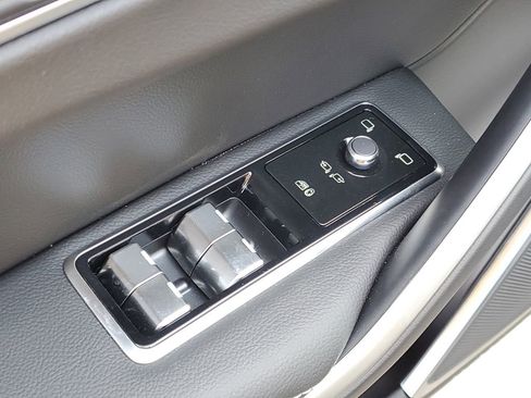 New 2026 Jaguar F-PACE R-Dynamic S AWD/4WD image 10