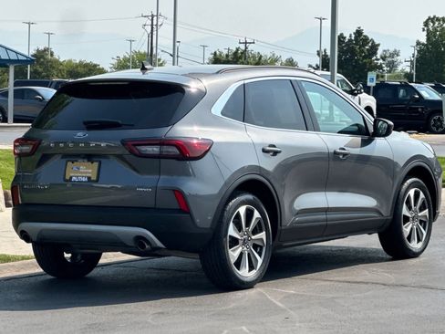 Certified 2025 Ford Escape Platinum AWD/4WD image 2