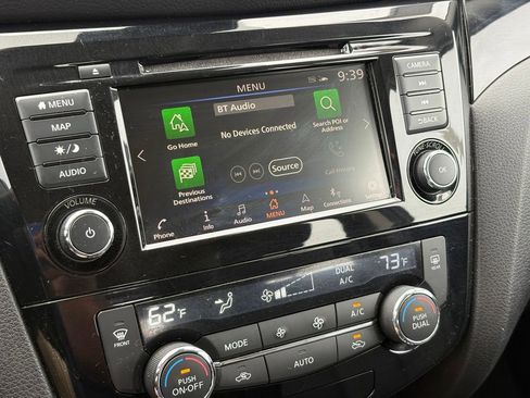 Used 2021 Nissan Rogue Sport SL w/ Premium Package image 23