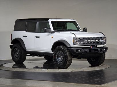 New 2025 Ford Bronco Badlands w/ Sasquatch Package