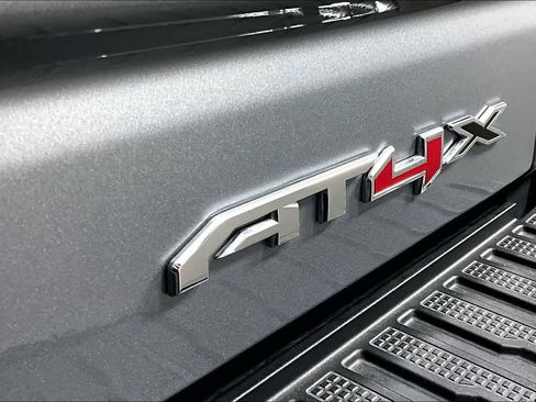 Certified 2025 GMC Sierra 1500 AT4X image 9