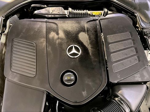 Used 2024 Mercedes-Benz C 300 4MATIC Sedan image 31