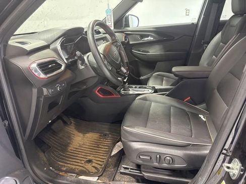 Used 2022 Chevrolet TrailBlazer RS FWD image 12