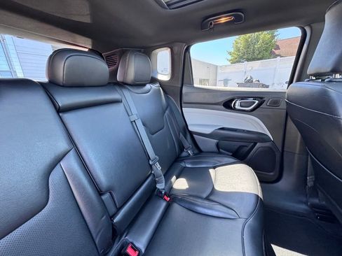 Certified 2023 Jeep Compass Limited w/ Sun and Sound Group AWD/4WD image 21