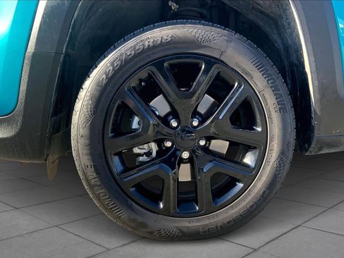 Used 2022 Jeep Renegade Altitude w/ Convenience Group image 11