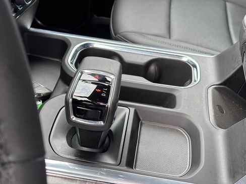 Certified 2025 Chevrolet Silverado 1500 LTZ image 12