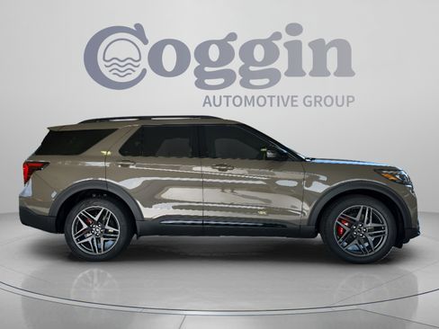 New 2026 Ford Explorer ST w/ Sun And Sound Package AWD/4WD image 6