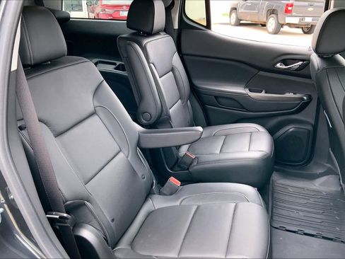 Used 2020 GMC Acadia SLT w/ Premium Package FWD image 20