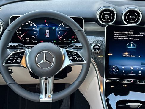 New 2026 Mercedes-Benz GLC 300 4MATIC image 14