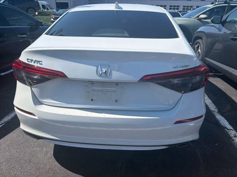 Used 2023 Honda Civic Sport image 8