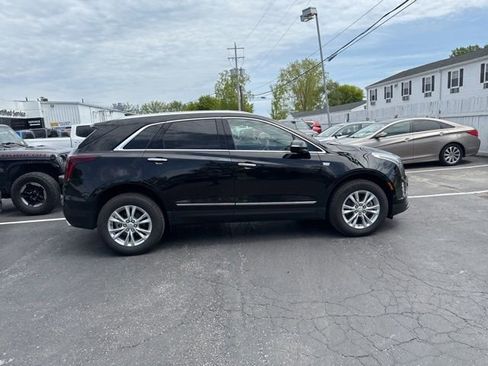 Used 2025 Cadillac XT5 Luxury w/ LPO, Floor Liner Package FWD image 3