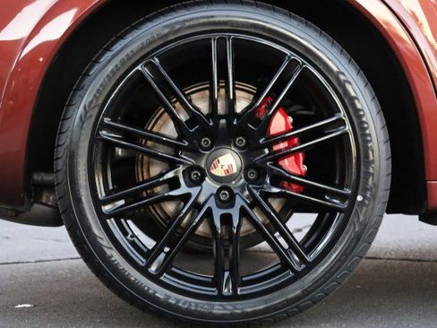 Used 2013 Porsche Cayenne GTS image 58