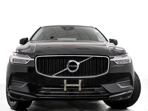Used 2019 Volvo XC60 T5 Momentum w/ Premium Package AWD/4WD image 3