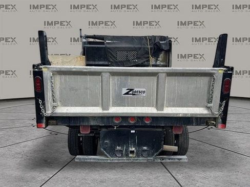 Used 2023 RAM 3500 Tradesman w/ Chrome Appearance Group image 6