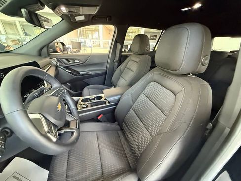 Used 2026 Chevrolet Equinox LT w/ Safety and Technology Package AWD/4WD image 20