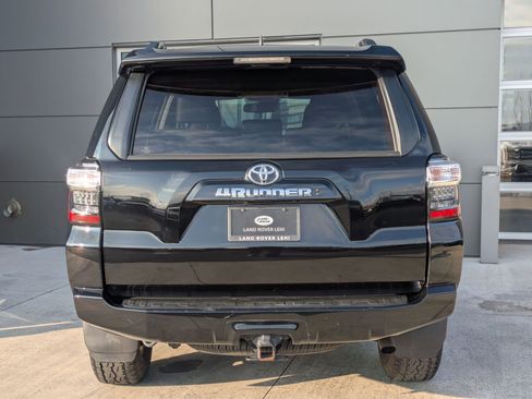 Used 2021 Toyota 4Runner SR5 Premium w/ Moonroof Package image 7