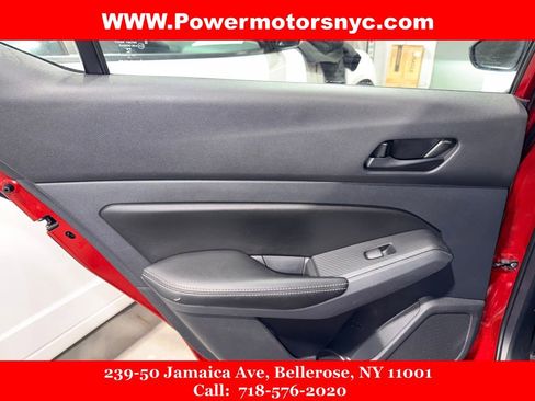 Used 2024 Nissan Altima 2.5 SV FWD image 33