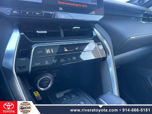 Used 2023 Toyota Venza Limited AWD/4WD image 30