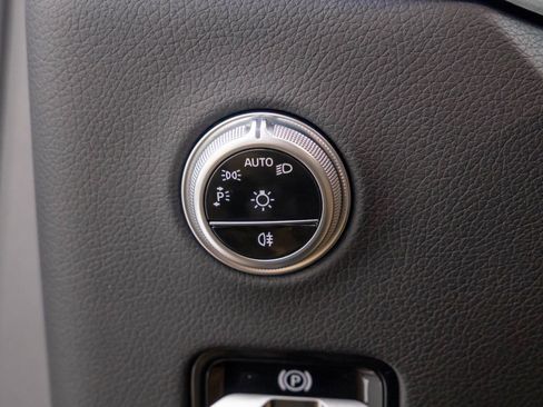 New 2025 Mercedes-Benz GLC 300 4MATIC image 29