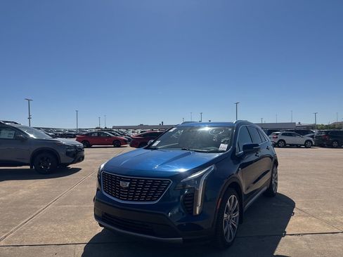 Used 2019 Cadillac XT4 Premium Luxury image 7