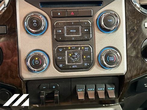 Used 2015 Ford F350 Platinum image 17