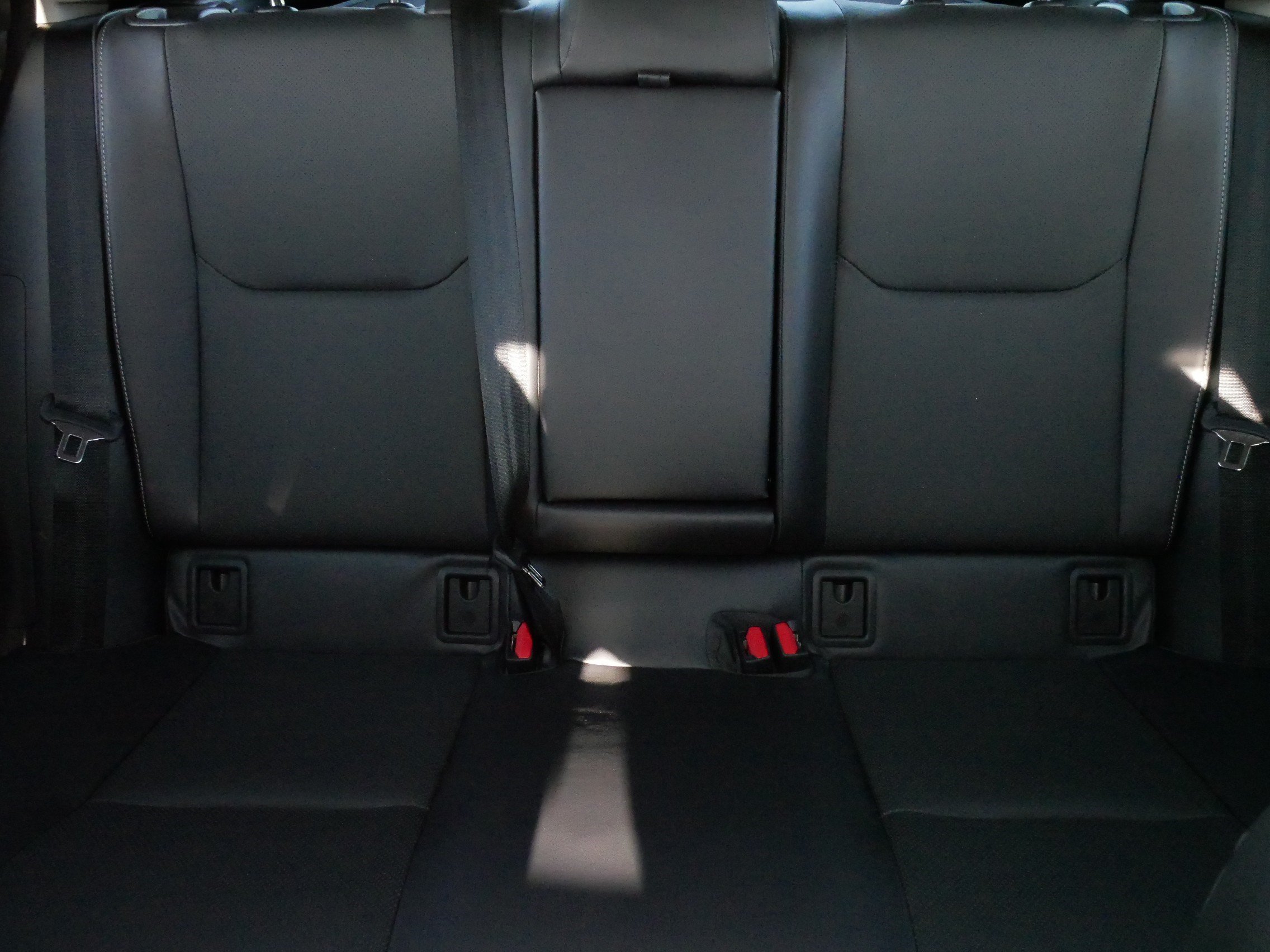 Used 2024 Toyota Prius XLE AWD/4WD image 13