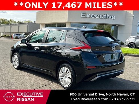 Certified 2023 Nissan Leaf S image 4