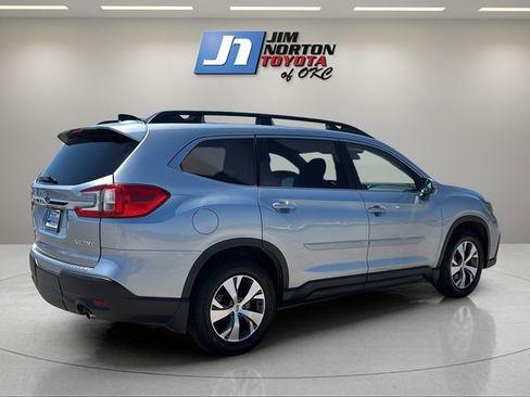 Used 2023 Subaru Ascent Premium w/ Convenience Package AWD/4WD image 5