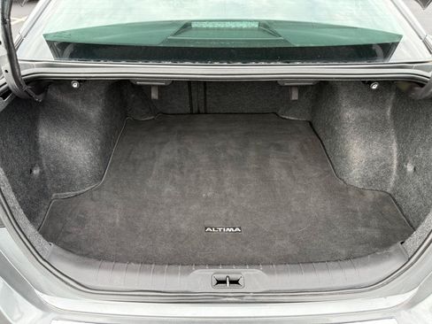 Used 2021 Nissan Altima 2.5 SR FWD image 19
