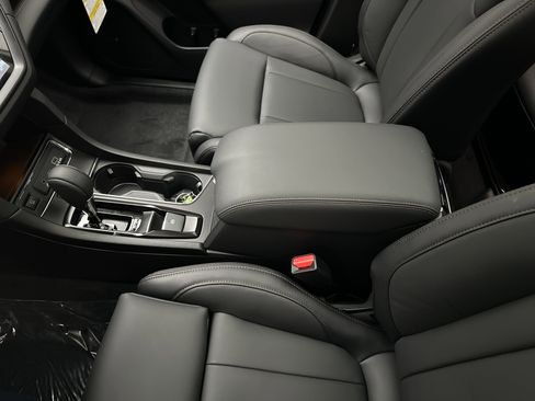 New 2026 Subaru Ascent Limited Bronze image 43