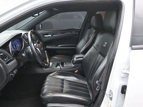 Used 2022 Chrysler 300 S RWD image 11