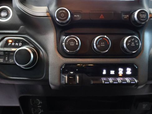 Used 2022 RAM 2500 Tradesman w/ Chrome Appearance Group AWD/4WD image 20