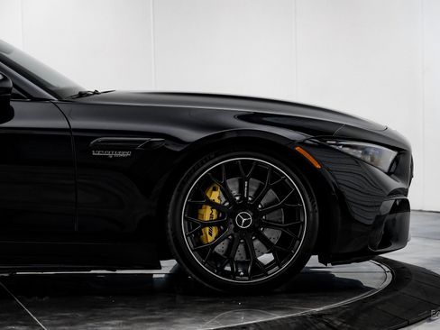 Used 2022 Mercedes-Benz SL 63 AMG 4MATIC image 25