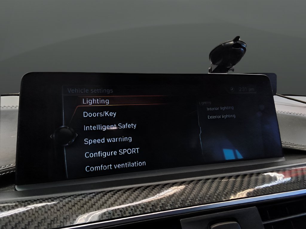 Used 2017 BMW M3 RWD image 25