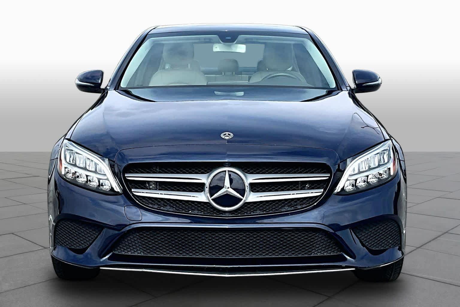 Used 2019 Mercedes-Benz C 300 4MATIC Sedan image 4
