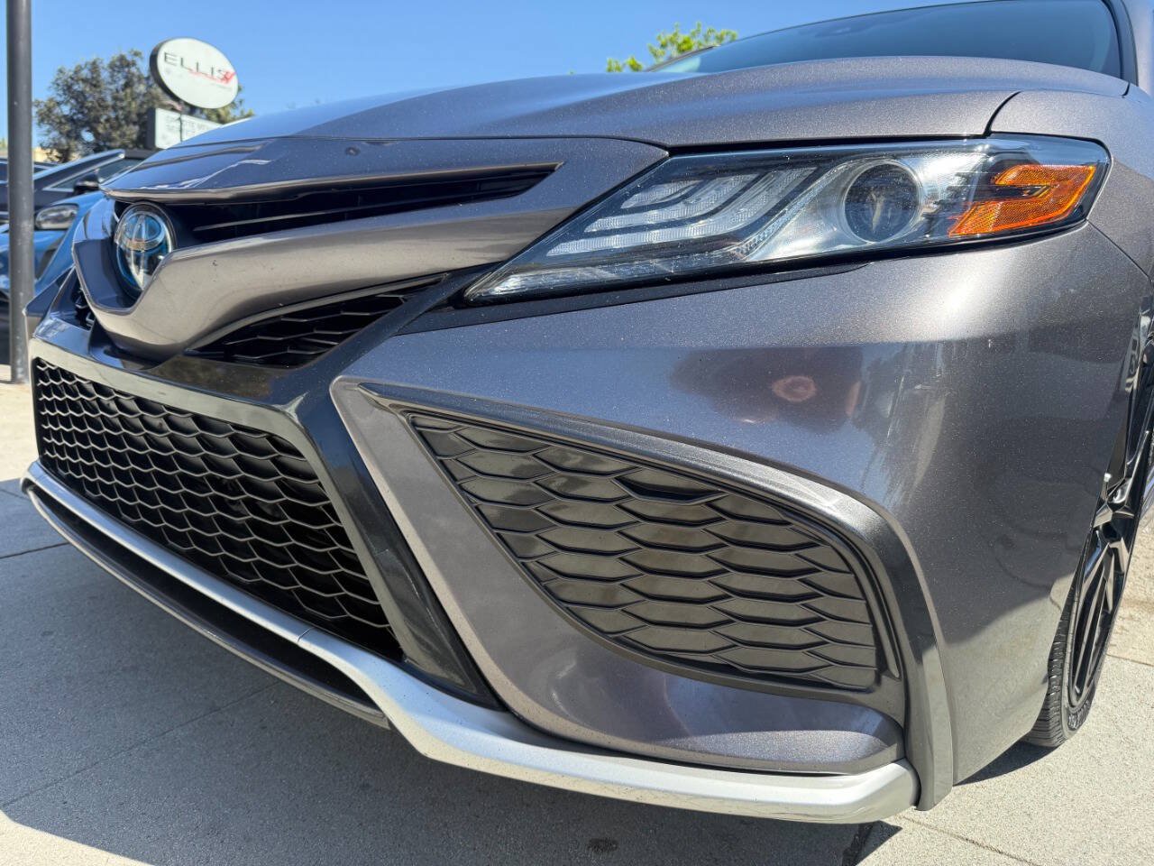 Used 2021 Toyota Camry XSE FWD image 20