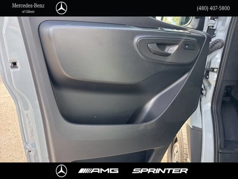 Used 2024 Mercedes-Benz Sprinter 2500 image 19
