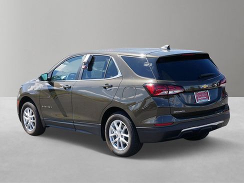 Used 2024 Chevrolet Equinox LT AWD/4WD image 5