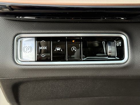 New 2026 Buick Envision Sport Touring image 19