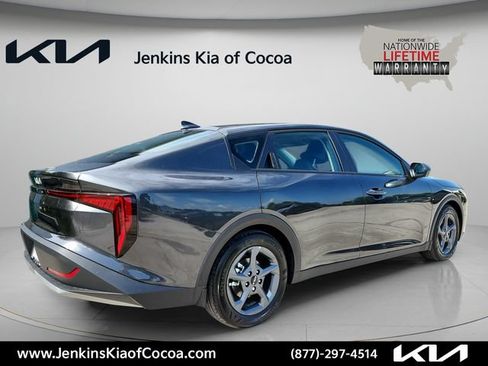 New 2026 Kia K4 FWD image 4