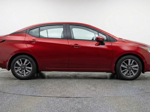 Used 2025 Nissan Versa SV FWD image 11